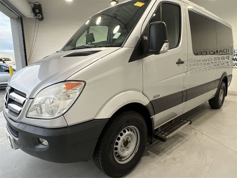 Used 2013 Mercedes-Benz Sprinter 2500 image 4