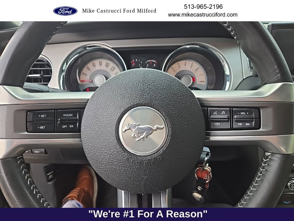 Used 2012 Ford Mustang GT Premium w/ Electronics Pkg RWD image 6