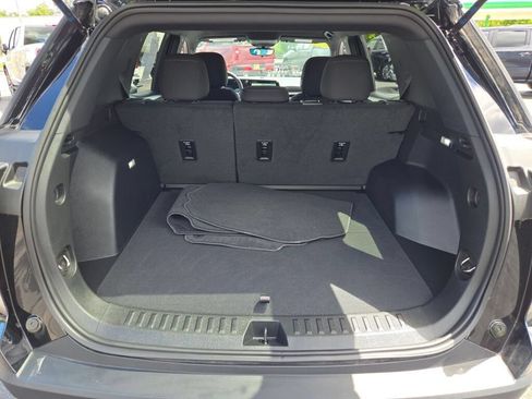 Certified 2026 Chevrolet Equinox LT w/ Safety and Technology Package AWD/4WD image 19