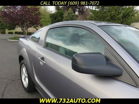 Used 2007 Ford Mustang Premium RWD image 19
