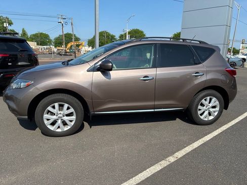 Used 2011 Nissan Murano SL w/ Navigation Pkg AWD/4WD image 2
