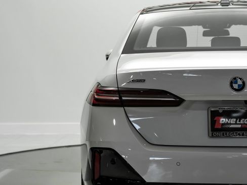 Used 2026 BMW 530i xDrive AWD/4WD image 46