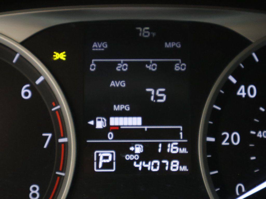 Used 2025 Nissan Versa S FWD image 20