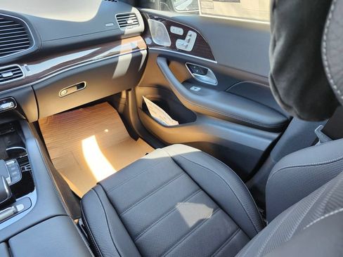 New 2026 Mercedes-Benz GLS 450 4MATIC image 14