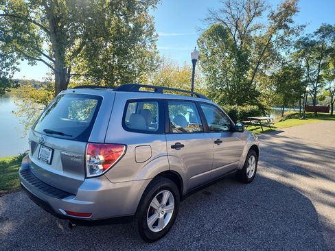 Used 2011 Subaru Forester 2.5X image 5