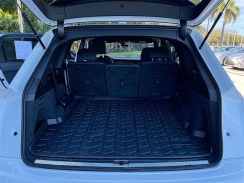 Used 2023 Audi Q7 3.0T Premium Plus image 23