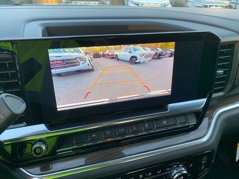 New 2026 GMC Sierra 1500 Elevation image 23