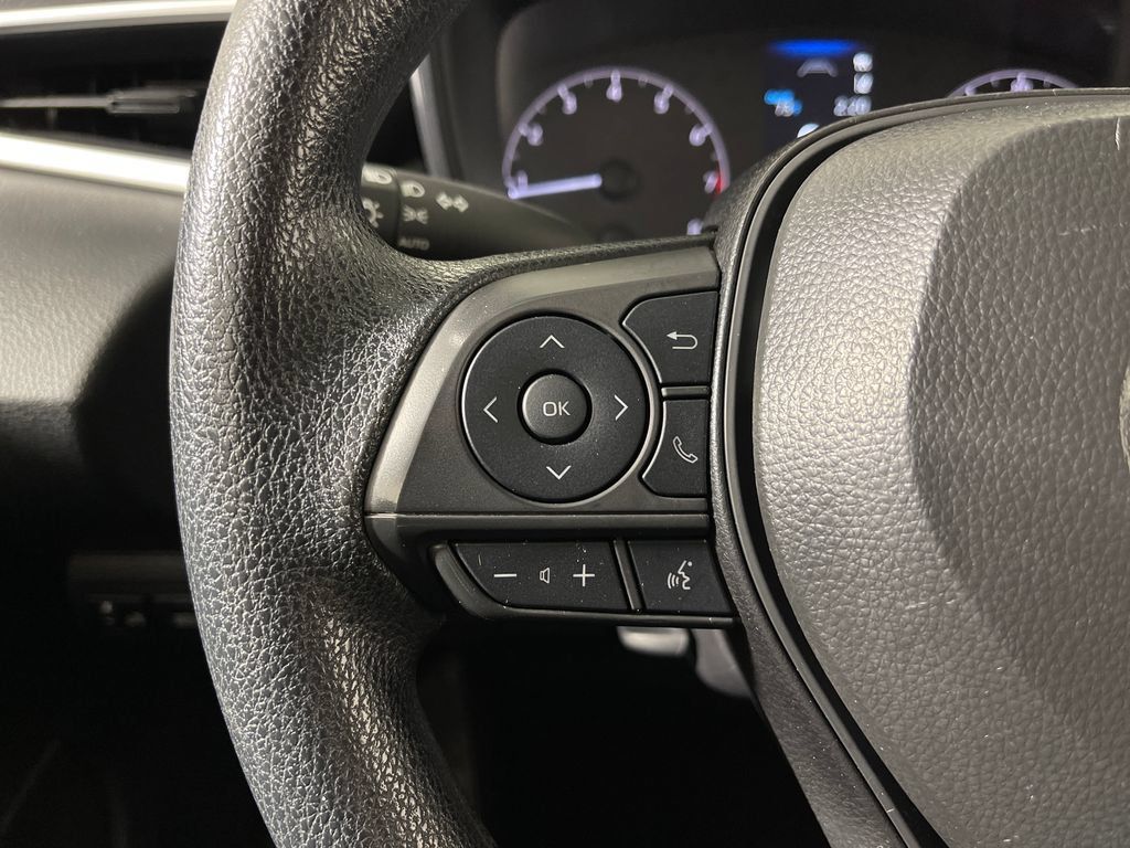 Certified 2025 Toyota Corolla LE FWD image 26