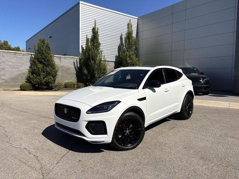 Used 2024 Jaguar E-PACE R-Dynamic SE image 1