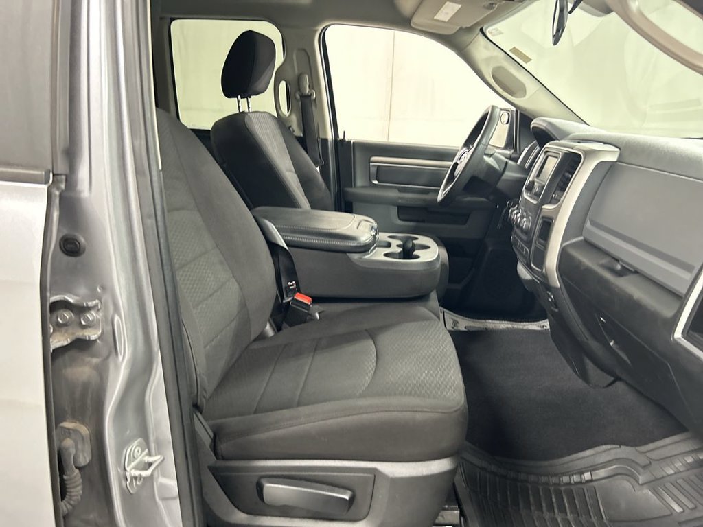 Used 2020 RAM 1500 Warlock AWD/4WD image 22