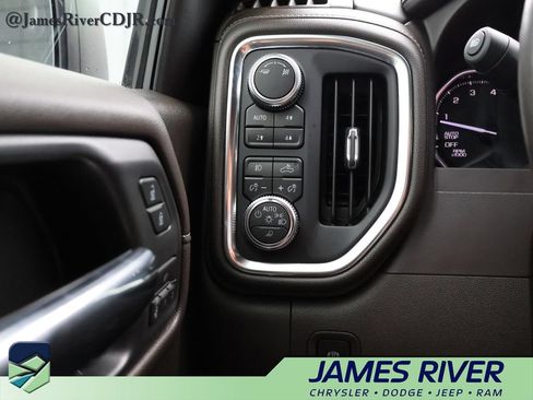Used 2019 GMC Sierra 1500 SLT w/ SLT Premium Plus Package AWD/4WD image 30