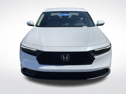 Used 2025 Honda Accord LX image 9