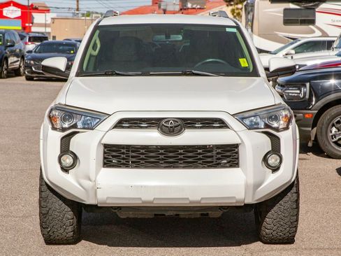 Used 2016 Toyota 4Runner SR5 image 3