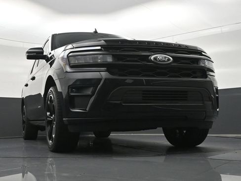 Used 2024 Ford Expedition Max Limited AWD/4WD image 31