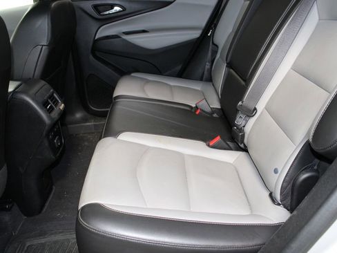 Used 2020 Chevrolet Equinox Premier image 19
