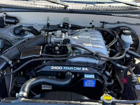 Used 2003 Toyota Tacoma 4x4 Xtracab V6 w/ Convenience Pkg image 31