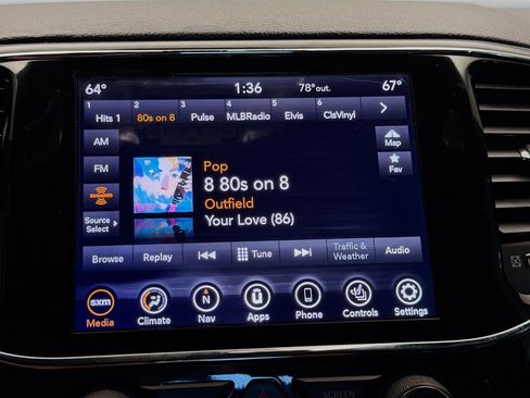 Used 2020 Jeep Grand Cherokee Limited w/ Luxury Group II image 9