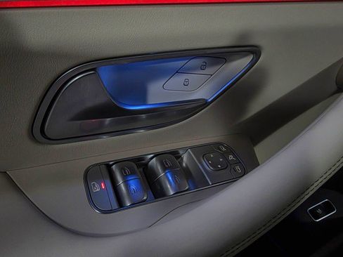 Used 2024 Mercedes-Benz GLS 63 AMG 4MATIC image 34