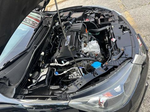 Used 2015 Honda Accord LX image 30