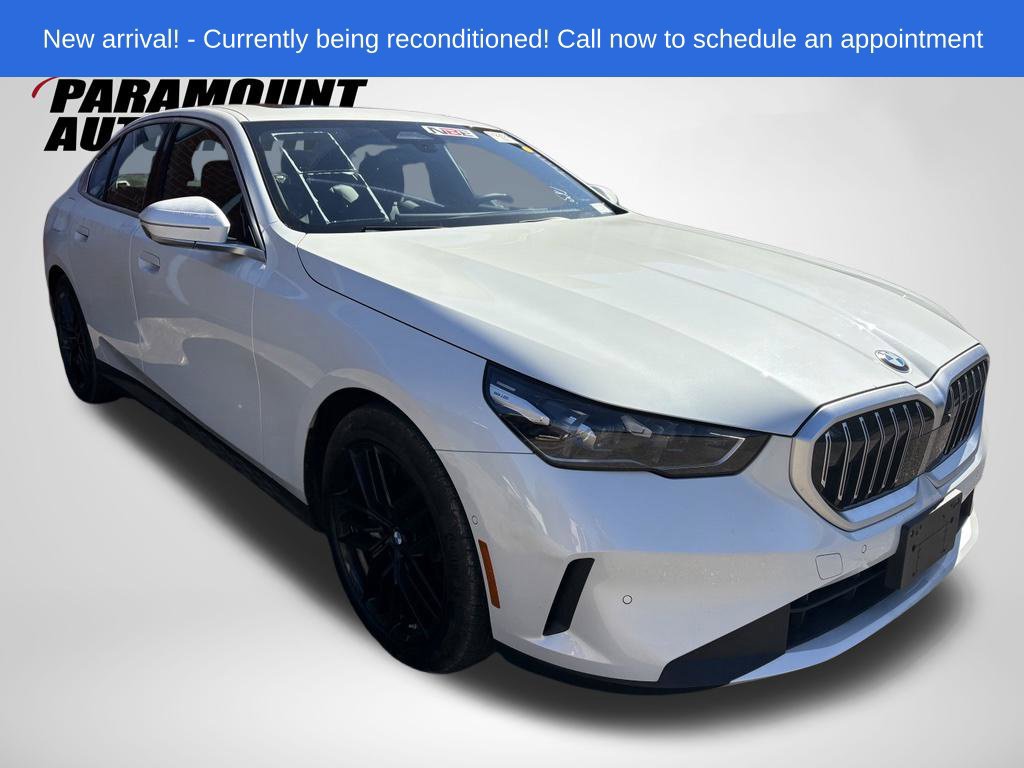 Used 2025 BMW 540i xDrive w/ Premium Package AWD/4WD image 1