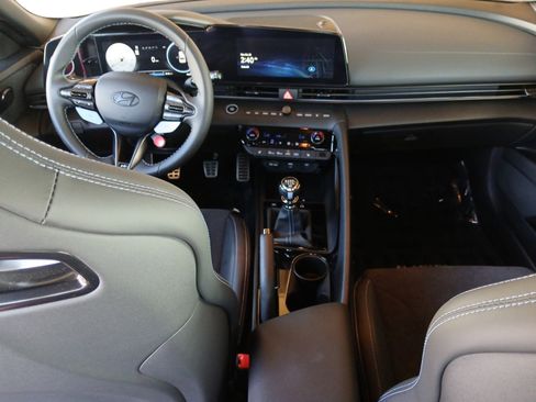 Certified 2025 Hyundai Elantra N image 10