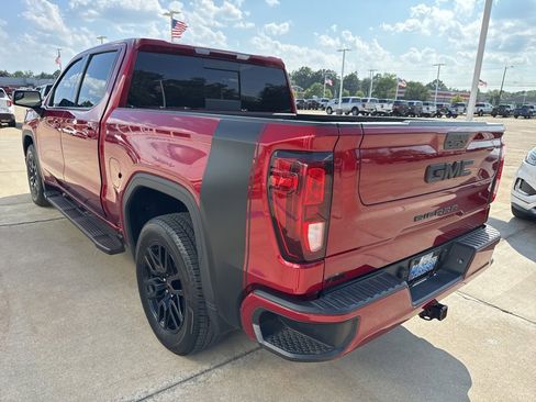 Used 2021 GMC Sierra 1500 Elevation w/ Preferred Package image 7