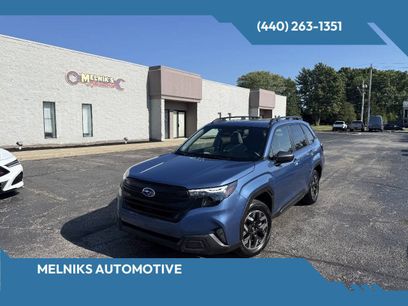 Used 2025 Subaru Forester Premium w/ Convenience Package #1