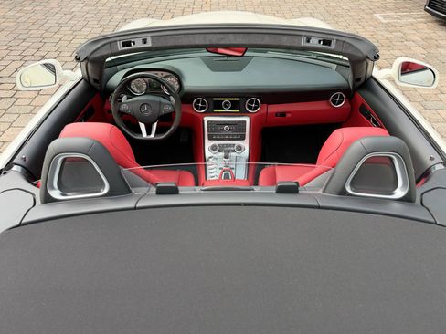 Used 2012 Mercedes-Benz SLS AMG Roadster image 15
