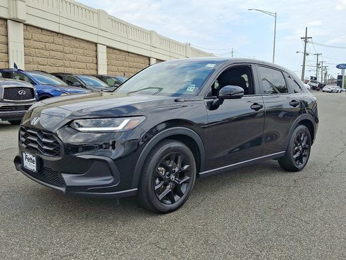 Used 2025 Honda HR-V Sport image 1