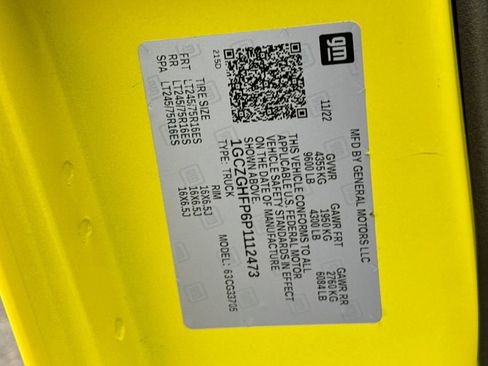 Certified 2023 Chevrolet Express 3500 Extended w/ Driver Convenience Package image 35