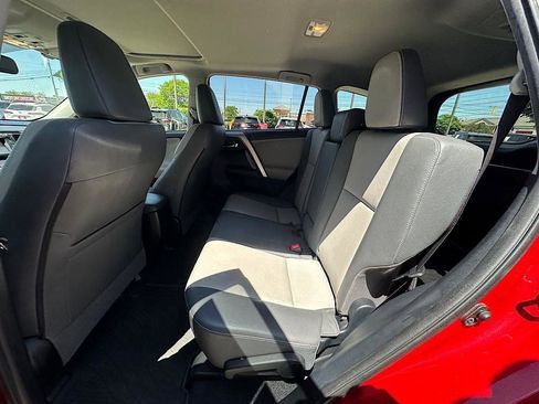 Used 2015 Toyota RAV4 Limited AWD/4WD image 18