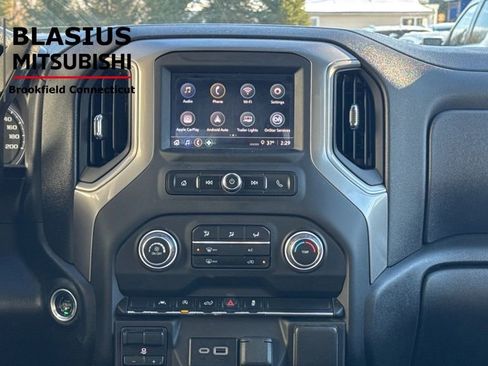 Used 2023 Chevrolet Silverado 1500 Custom image 18