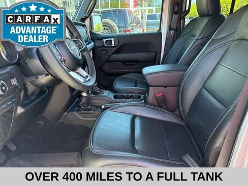 Used 2023 Jeep Wrangler Unlimited Sahara AWD/4WD image 24