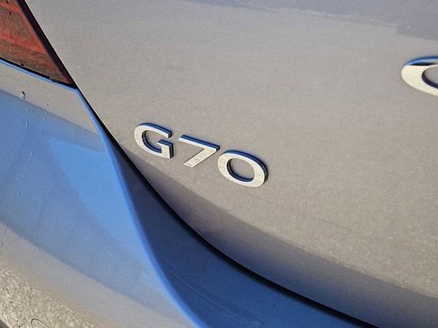 Used 2025 Genesis G70 2.5T AWD/4WD image 6