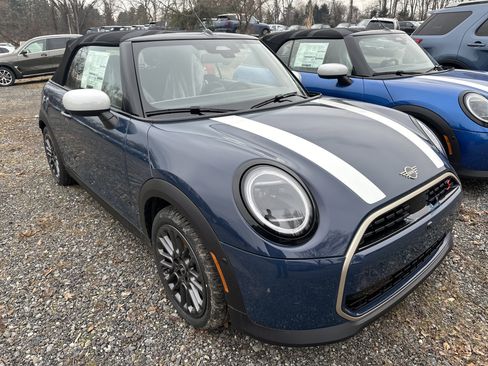 New 2026 MINI Cooper S image 2