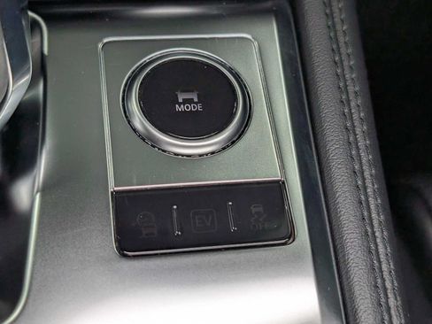 Used 2023 Jaguar F-PACE S AWD/4WD image 30