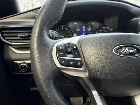 Used 2023 Ford Explorer Timberline image 11