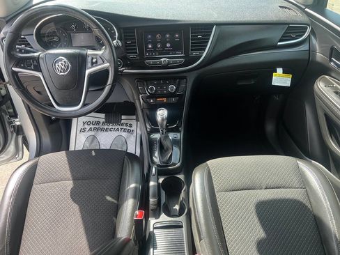 Used 2022 Buick Encore Preferred AWD/4WD image 13