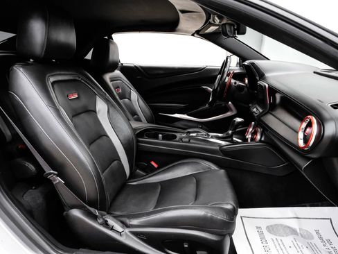 Used 2019 Chevrolet Camaro SS image 37