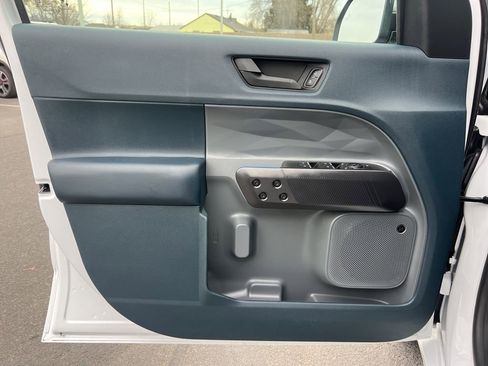 Used 2025 Ford Maverick Lobo image 9