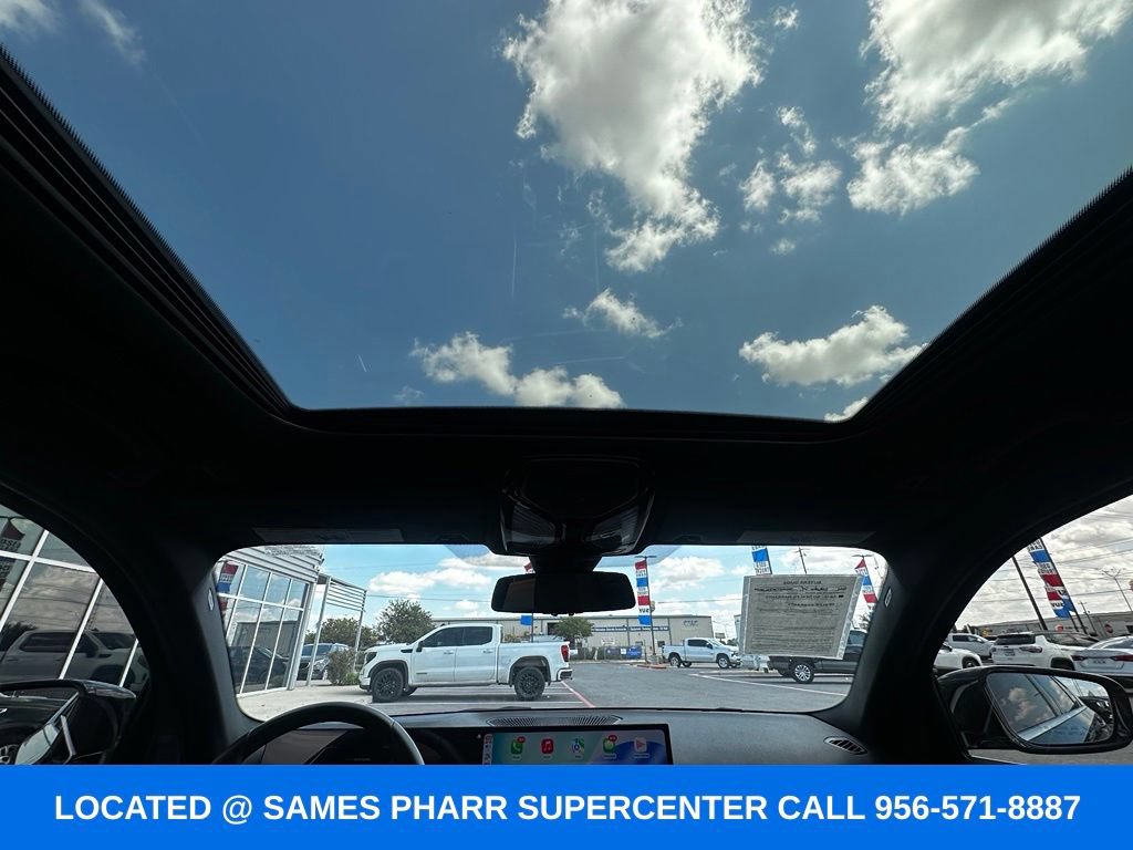 Used 2024 BMW 330i xDrive Sedan w/ Convenience Package AWD/4WD image 18