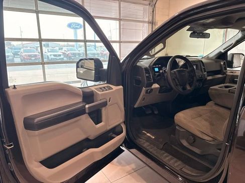Used 2018 Ford F150 XLT image 9