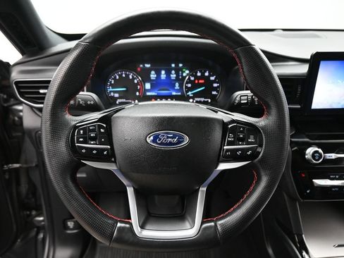Used 2022 Ford Explorer ST-Line w/ Class IV Trailer Tow Package AWD/4WD image 11