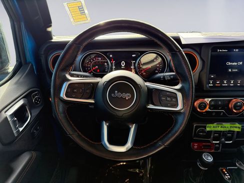 Used 2021 Jeep Gladiator Mojave w/ Uconnect 4C Nav & Sound Group image 14