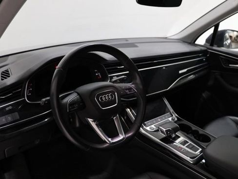 Used 2022 Audi Q7 3.0T Premium w/ Convenience Package AWD/4WD image 17