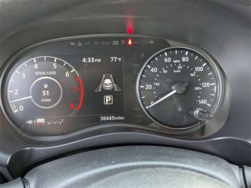 Used 2024 Nissan Kicks SV image 19