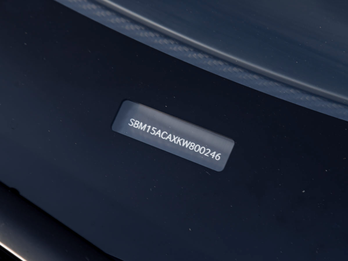 Used 2019 McLaren Senna RWD image 43