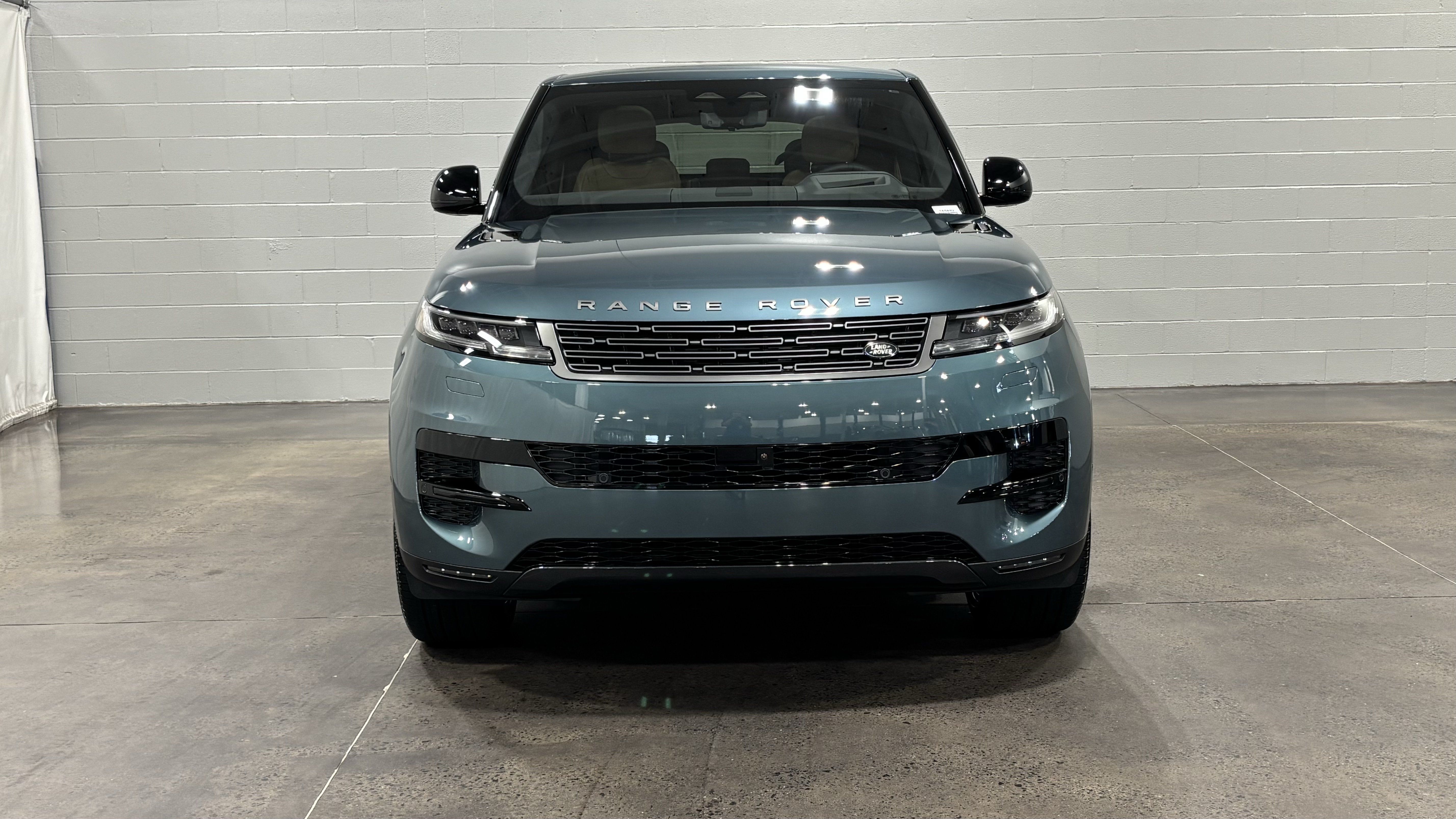 New 2026 Land Rover Range Rover Sport SE AWD/4WD image 9