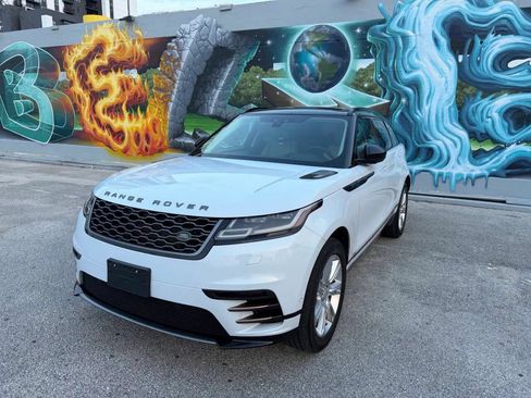 Used 2018 Land Rover Range Rover Velar R-Dynamic SE AWD/4WD image 2