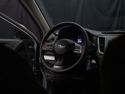 Used 2014 Subaru Outback 2.5i Premium image 13